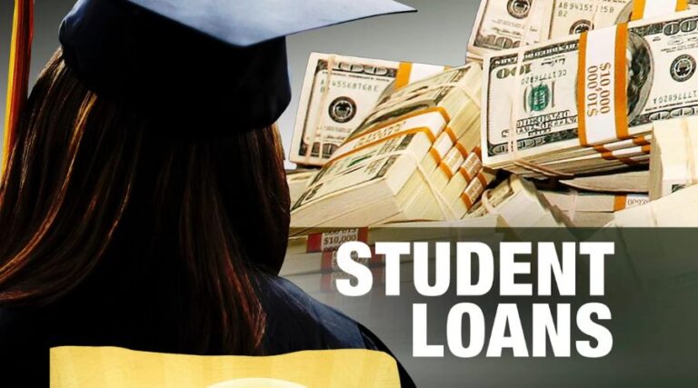 Impact of Student Loans on Credit Score